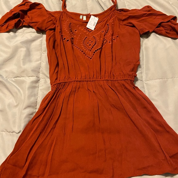 NWT super cute summer top - Picture 1 of 3